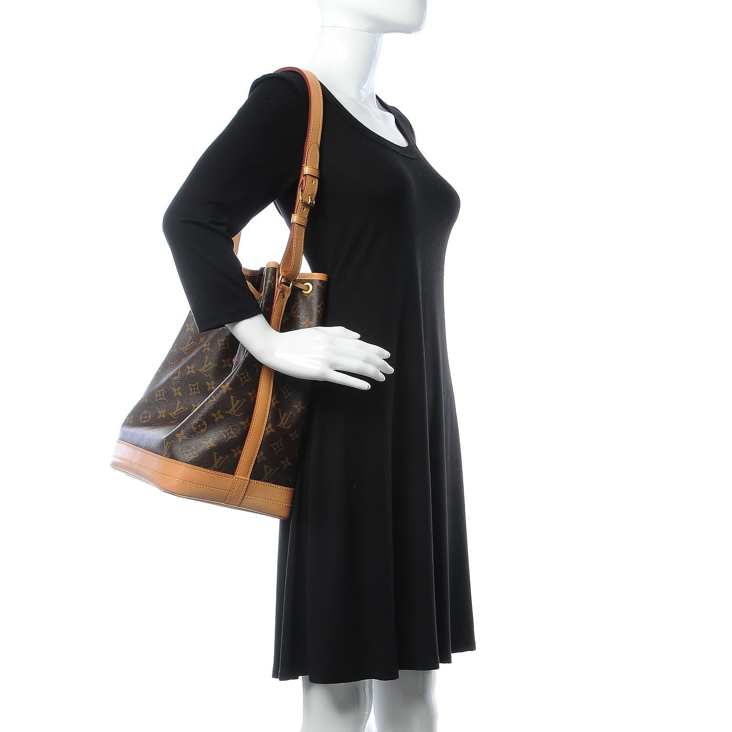 Louis Vuitton Monogram Noe 2 of 11