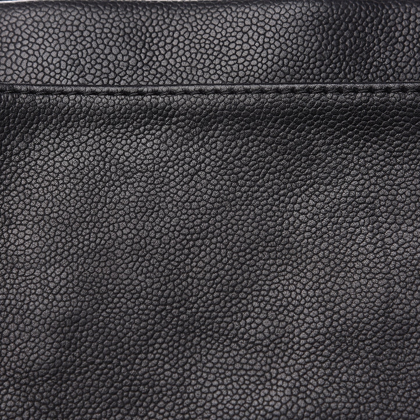Caviar Large CC Tuck Tote Black