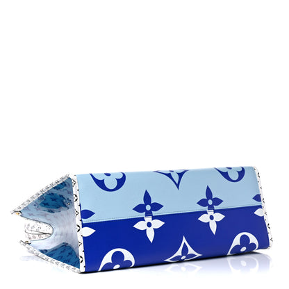 Louis Vuitton Monogram Giant Hamptons Onthego Blue 5 of 13