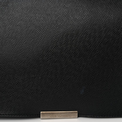 Louis Vuitton Taiga Viktor Messenger Bag Ardoise 10 of 12