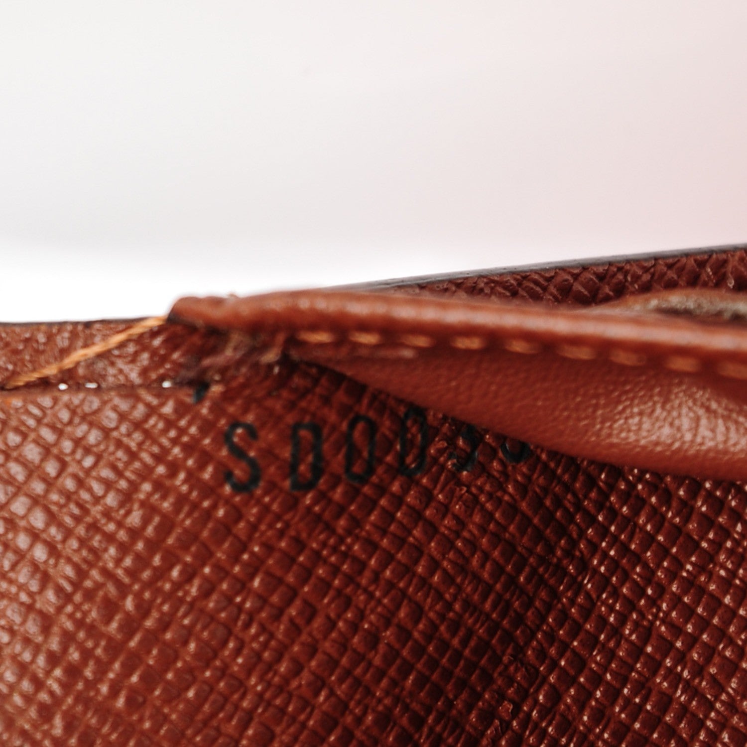 Louis Vuitton Monogram Elise Wallet 9 of 9