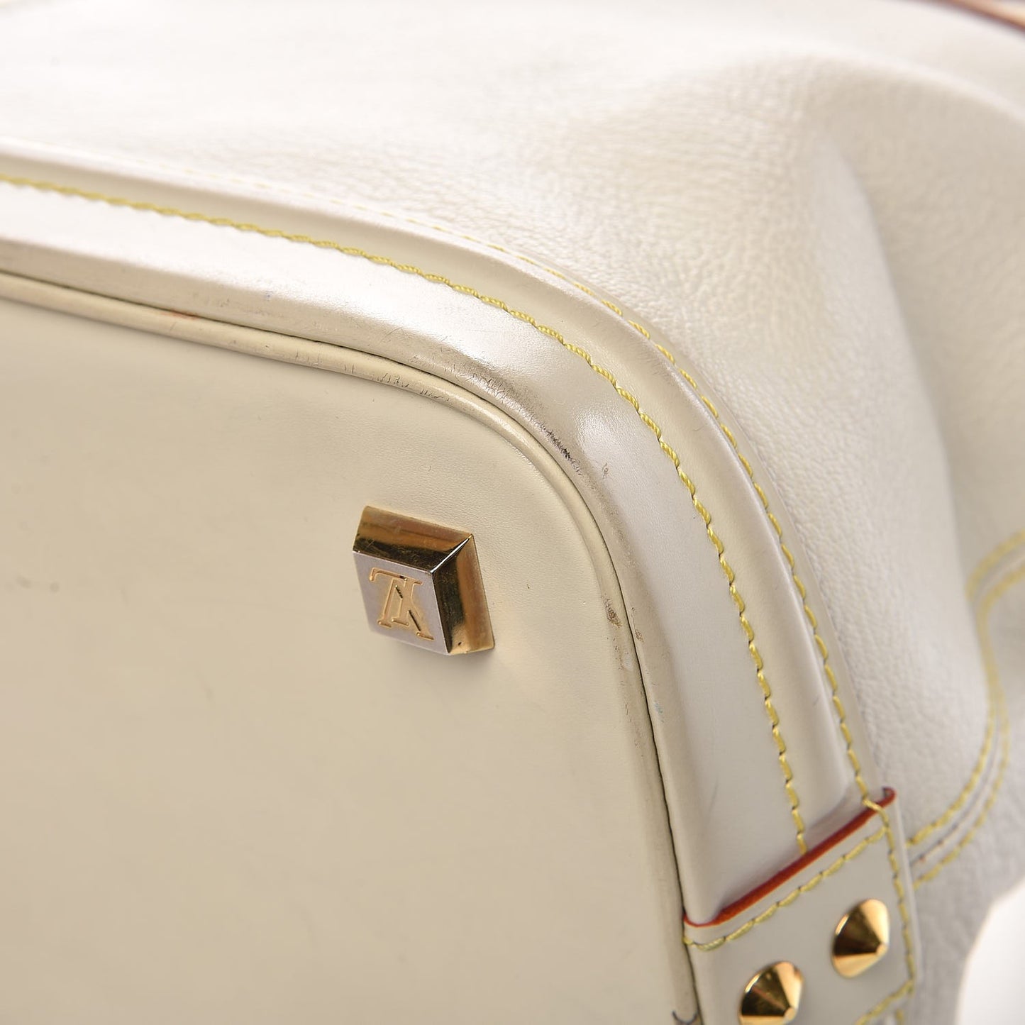 Suhali Lockit MM White