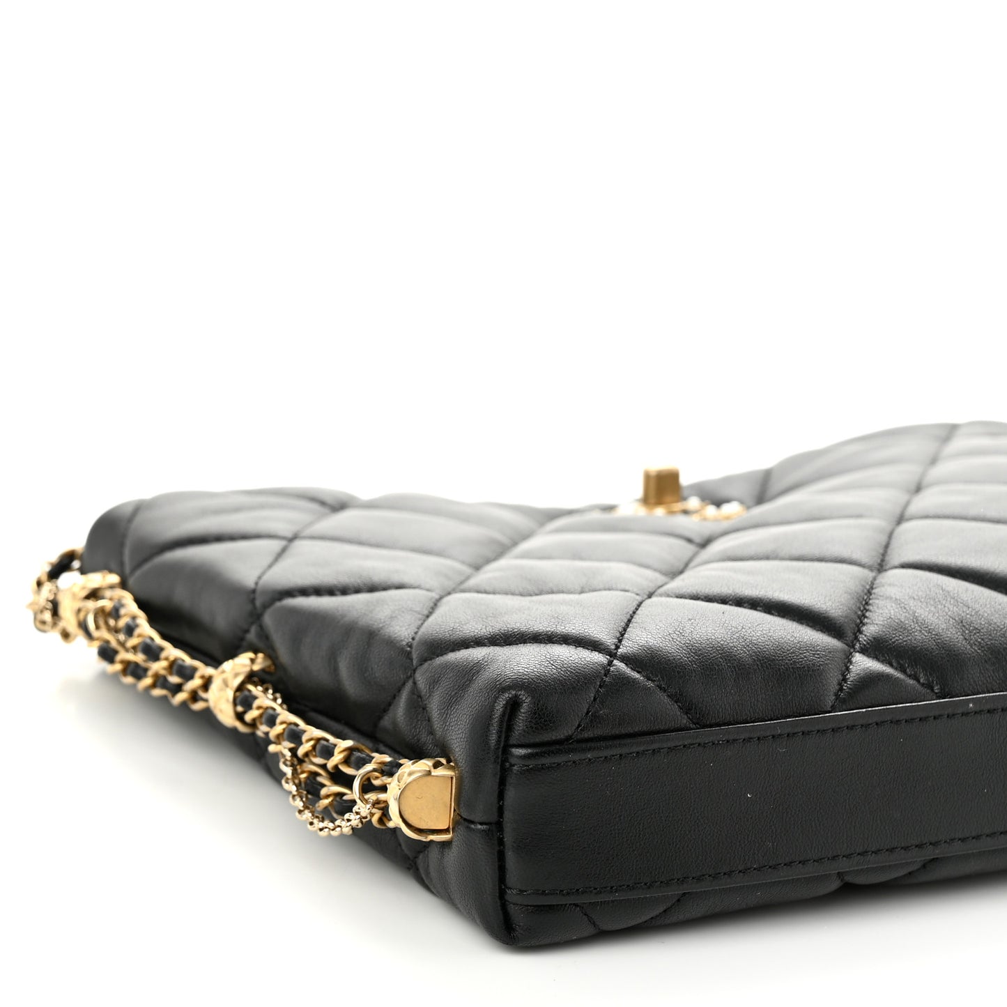 Lambskin Quilted Crush on Chains Hobo Black