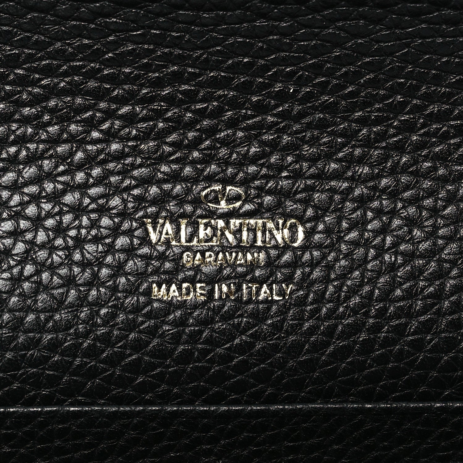 Valentino Garavani Pebbled Calfskin Rockstud Envelope Wallet On Chain Black 6 of 8
