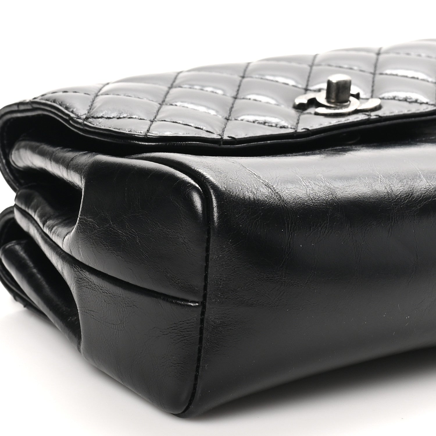 Chanel Glazed Calfskin Pilot Essentials Flap Black 10 of 11