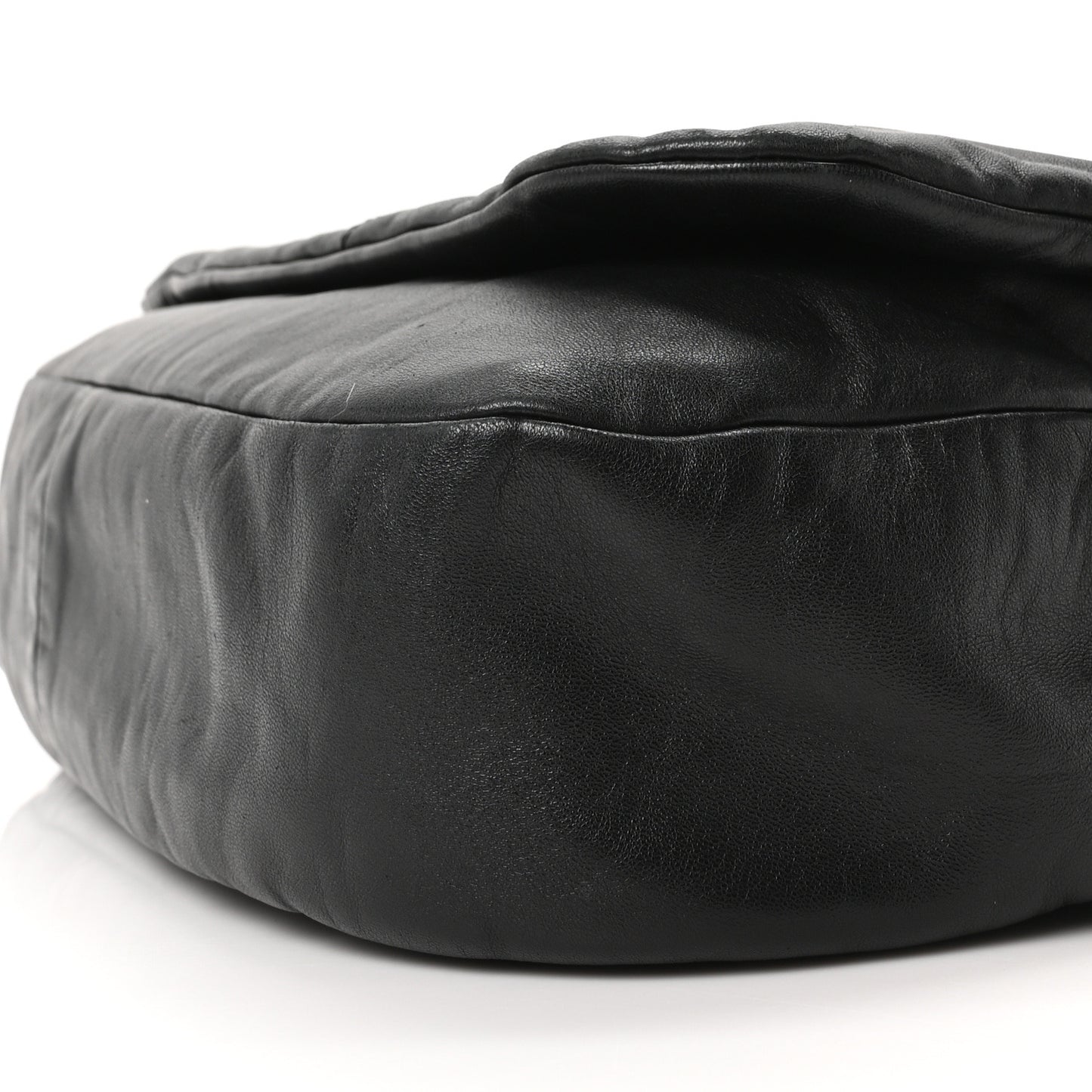 Lambskin Matelasse Monogram Large Jamie 4.3 Black