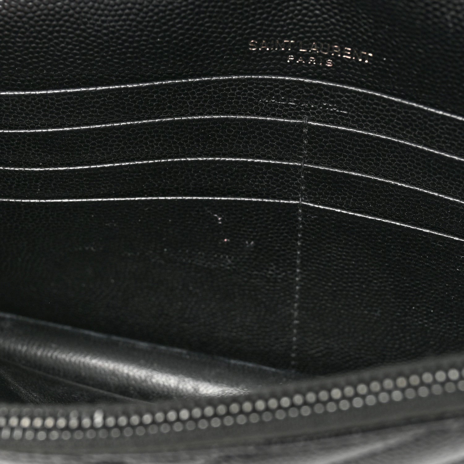 Saint Laurent Grain De Poudre Matelasse Chevron Monogram Monochrome Envelope Chain Wallet Black 13 of 16