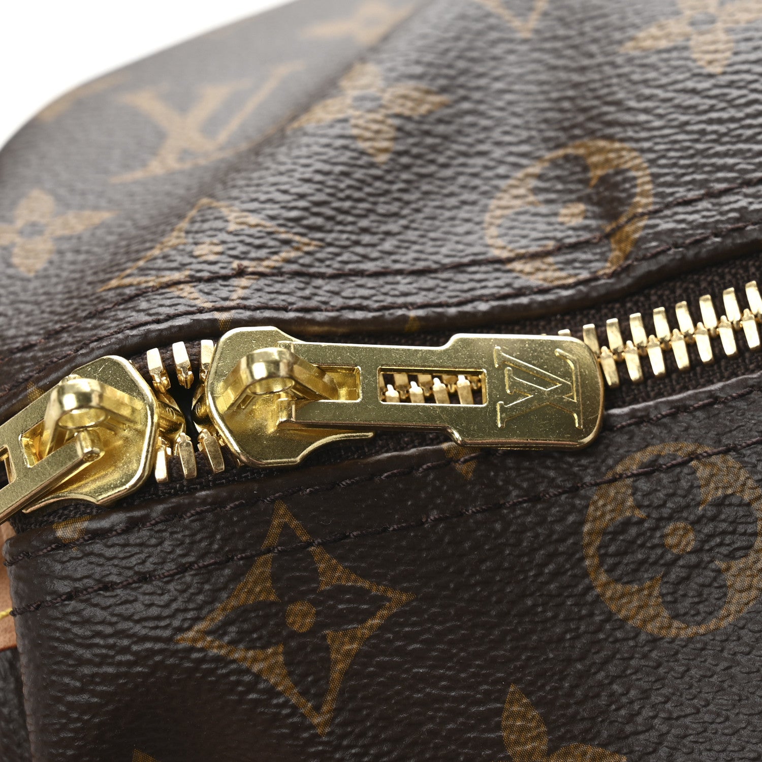 Louis Vuitton Monogram Keepall Bandouliere 45 10 of 12