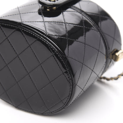 Chanel Patent Quilted Round Clutch With Chain Black 8 of 10