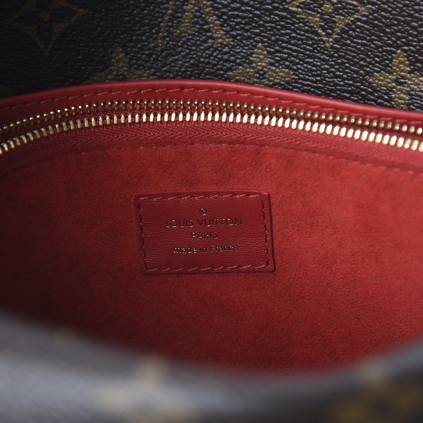 Grained Calfskin Monogram Double V Rubis