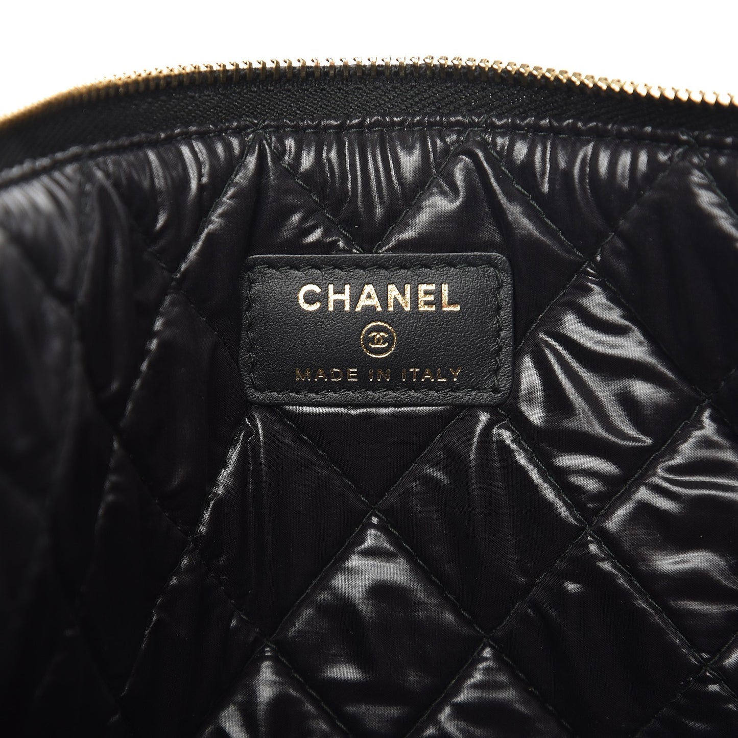 Caviar Quilted Large Boy Cosmetic Case Black