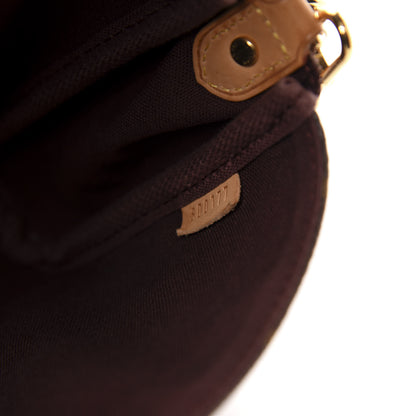 Louis Vuitton Monogram Favorite MM 7 of 12