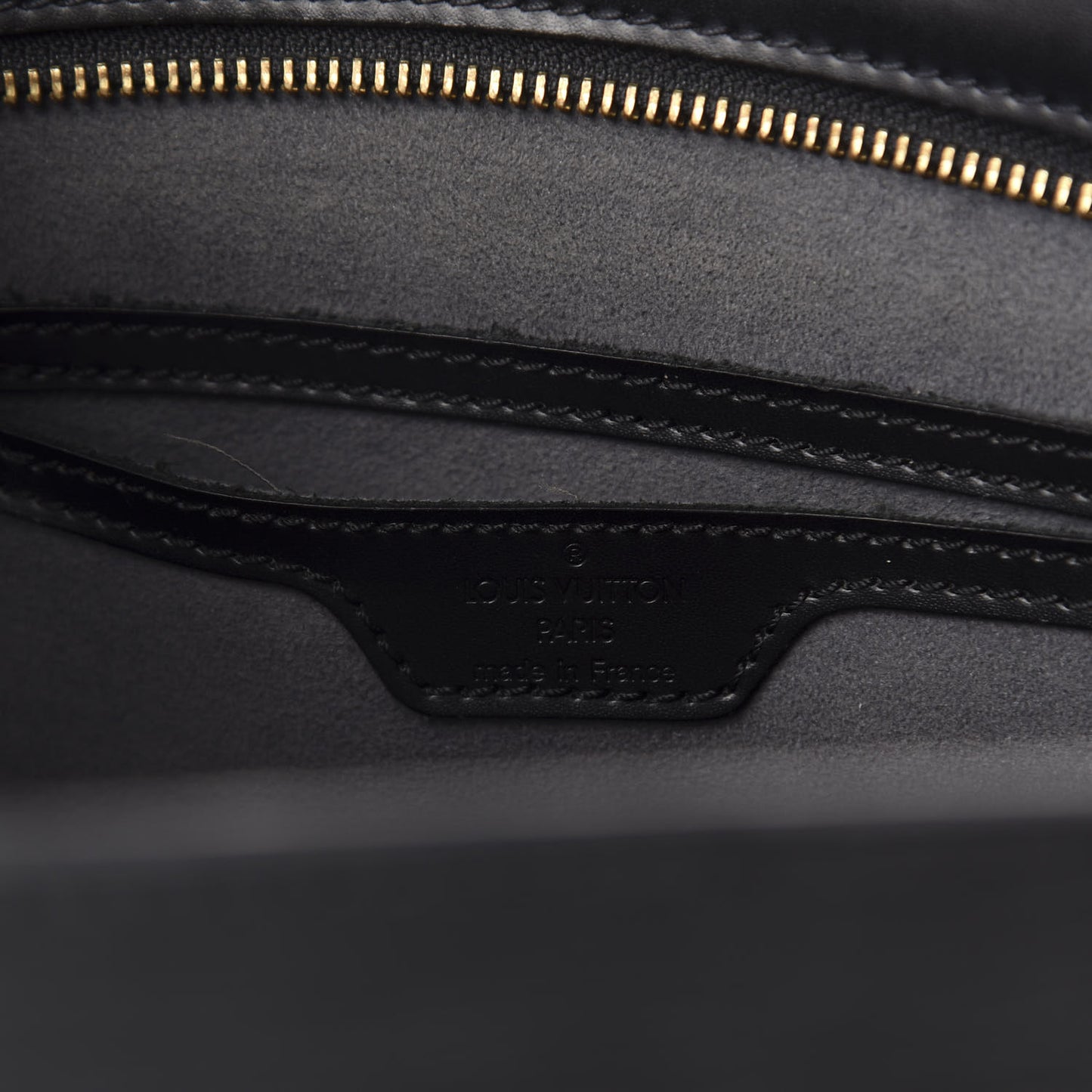 Epi Saint Jacques PM Long Straps Black