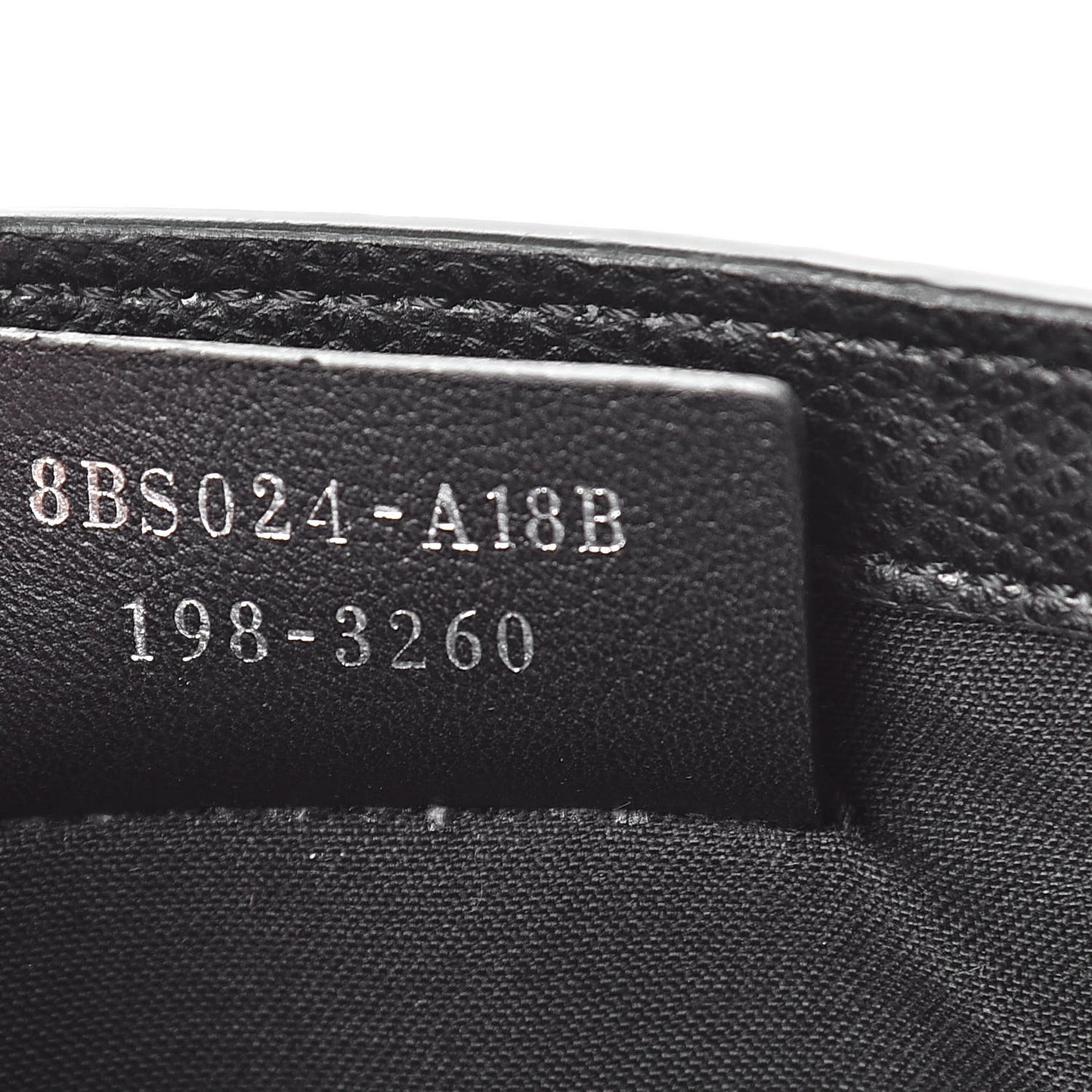 Vitello Cruise F is Fendi Wallet on Chain Black