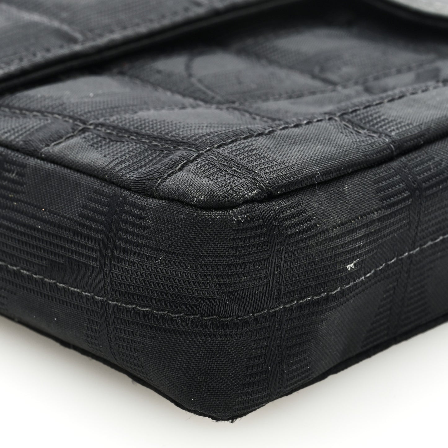 Nylon Travel East West Flap Black