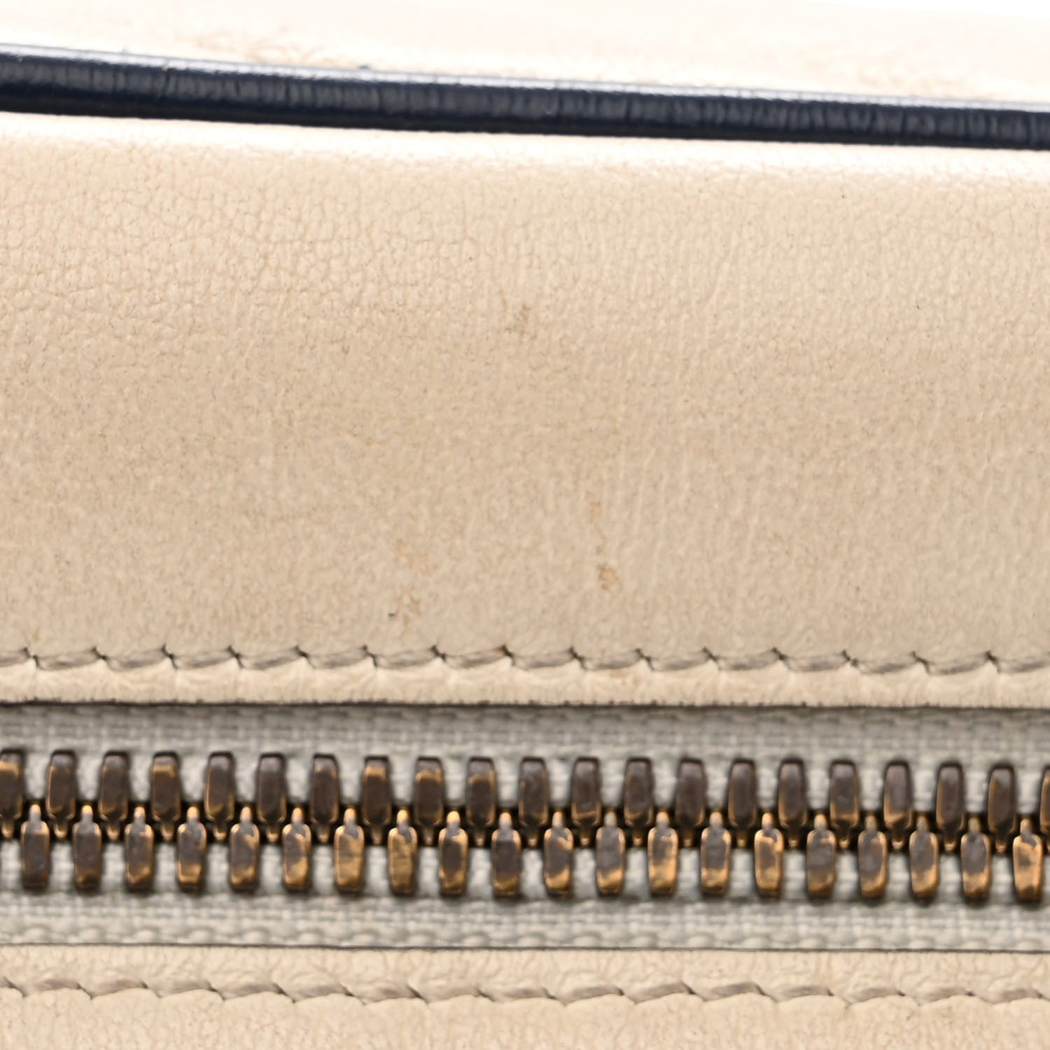 Gucci Vintage Effect Calfskin Matelasse Diagonal Small Torchon GG Marmont Chain Shoulder Bag Mystic White Blue Agata 19 of 20