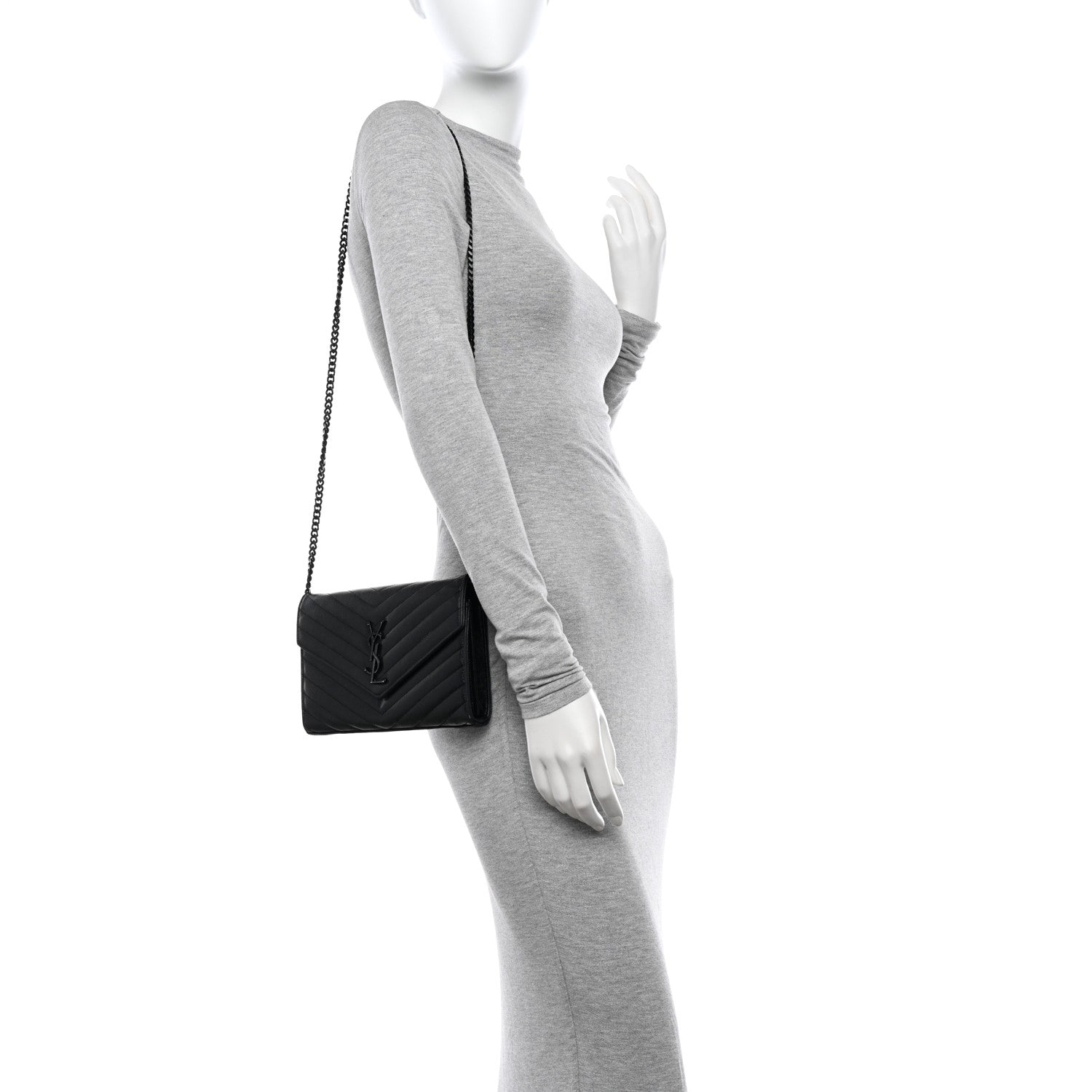 Saint Laurent Grain De Poudre Matelasse Chevron Monogram Monochrome Chain Wallet Black 2 of 16