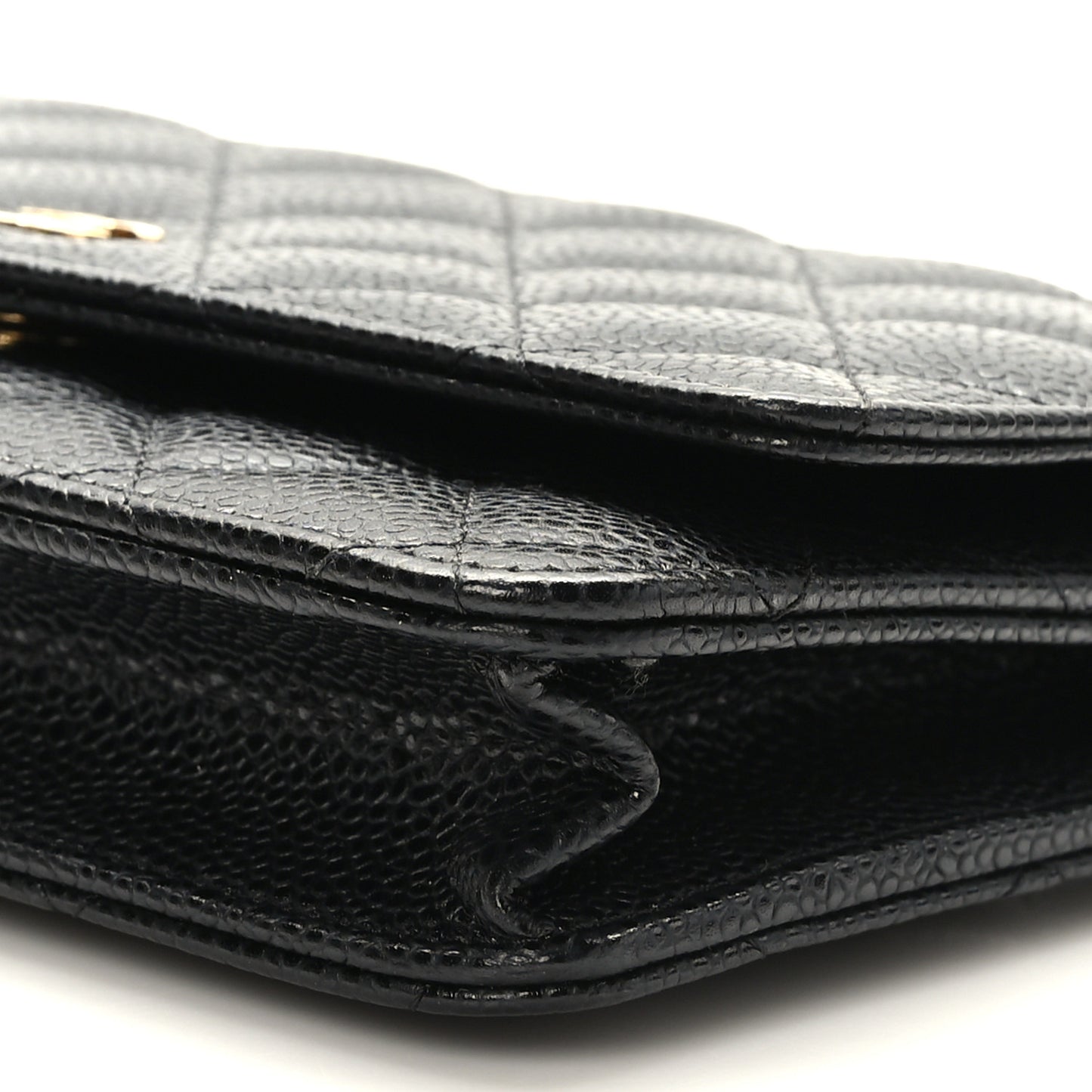 Caviar Quilted Wallet on Chain WOC Black
