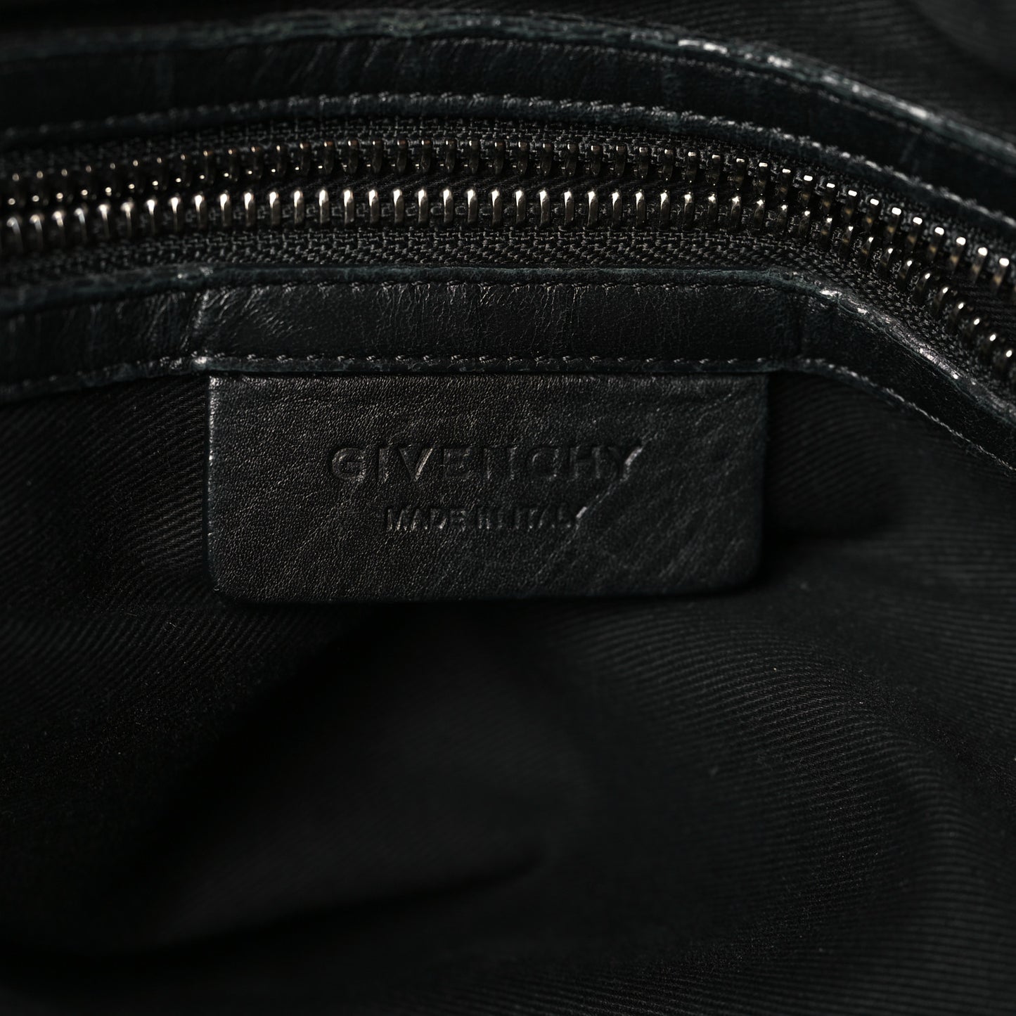 Lambskin Medium Nightingale Black
