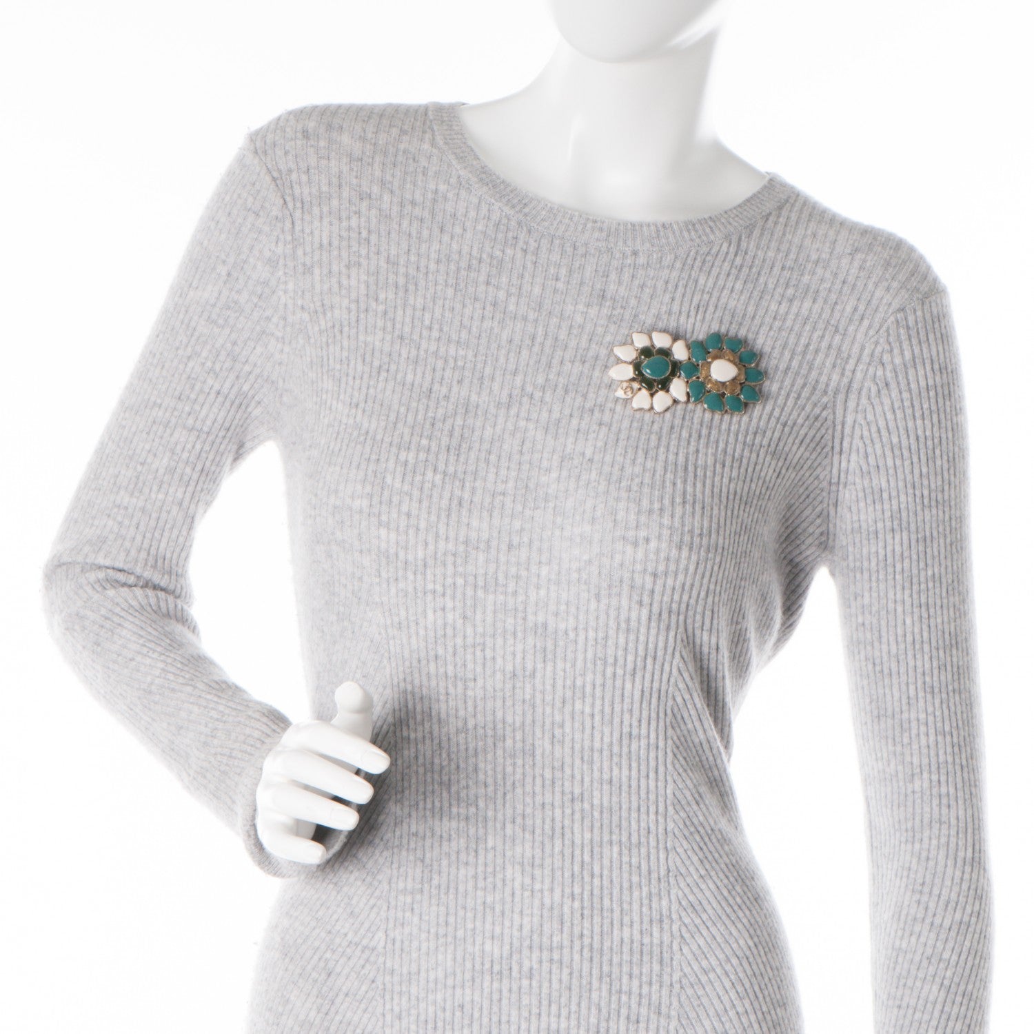 Chanel Gripoix Poured Glass CC Brooch White Green 2 of 5