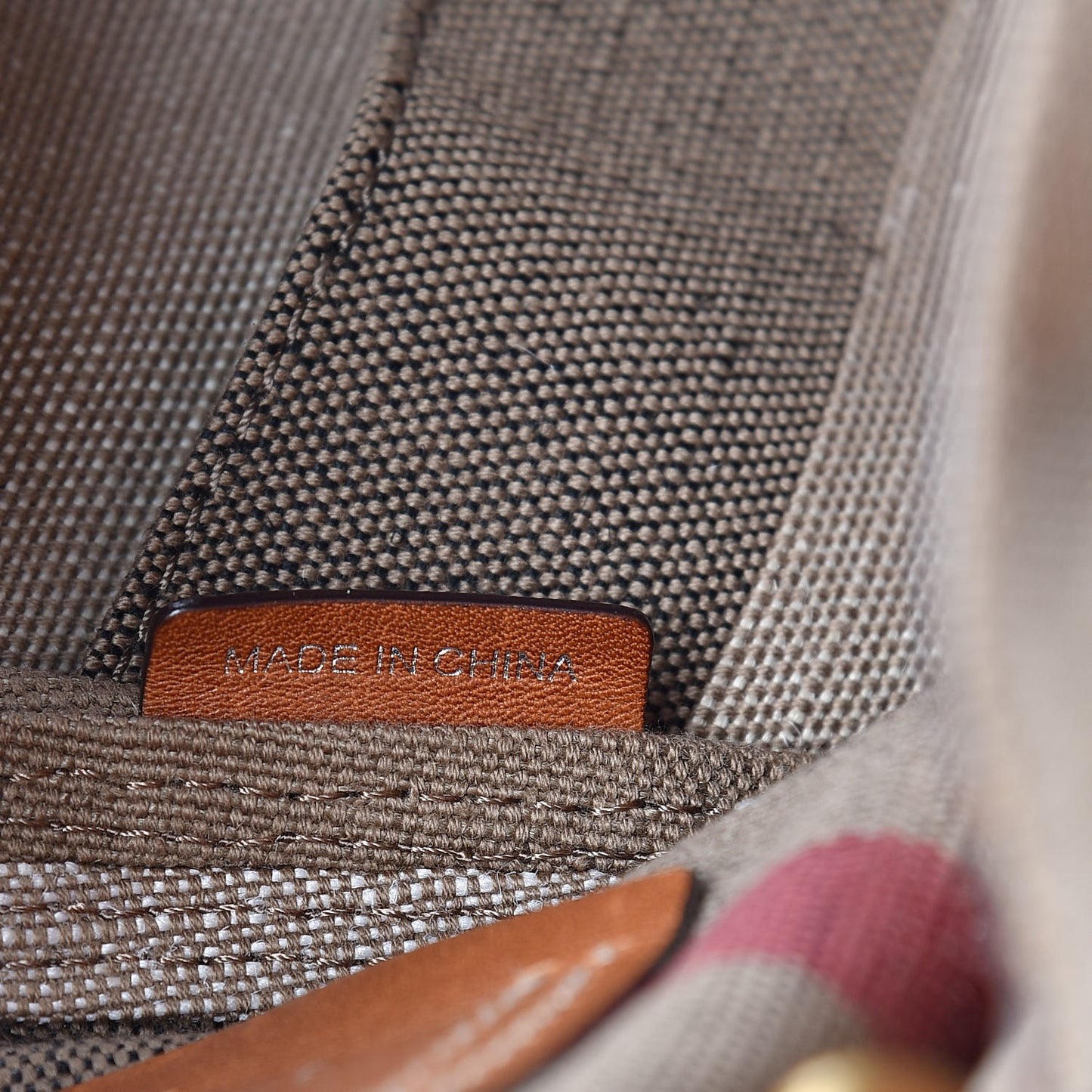 Canvas Mega Check Medium Tottenham Brit Tote Saddle Brown