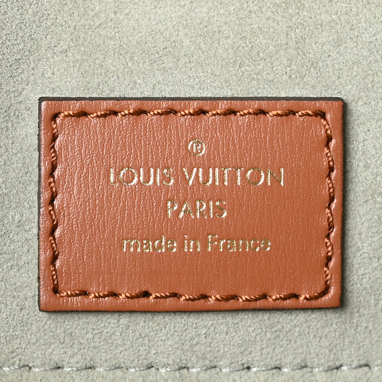 Metallic Monogram LV Garden OnTheGo MM Silver