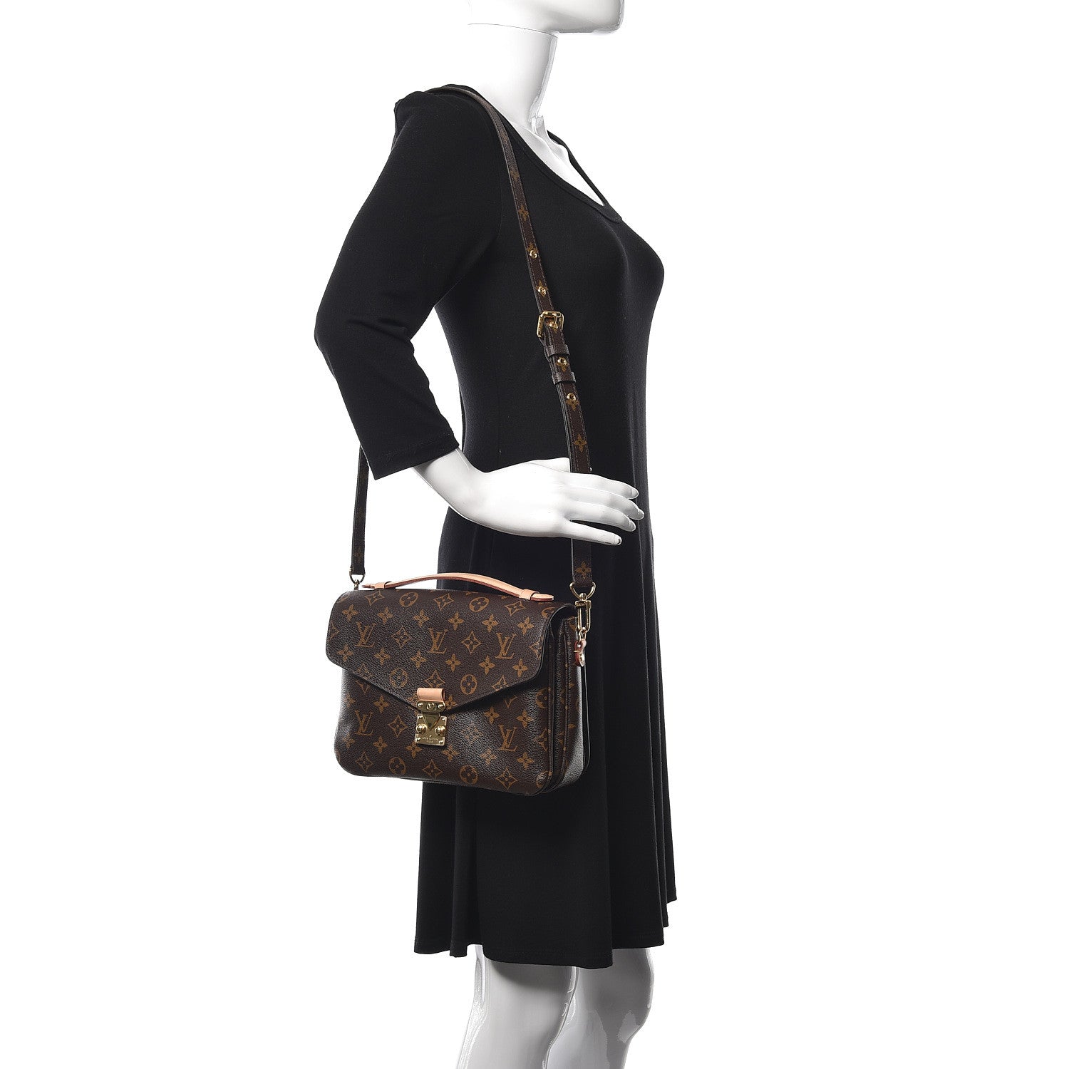 Louis Vuitton Monogram Pochette Metis 2 of 12