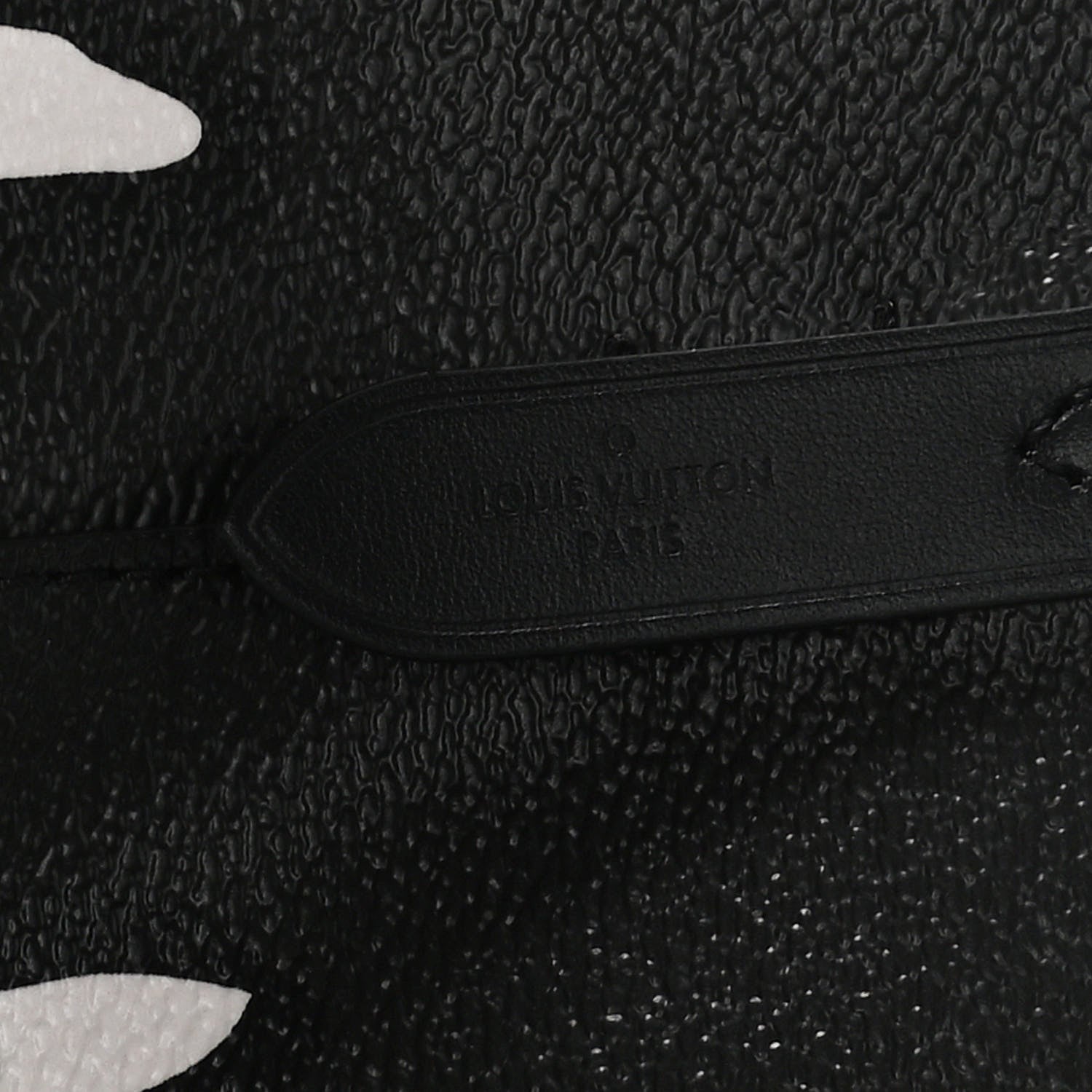 Louis Vuitton Monogram Giant Wild At Heart Neonoe MM Black 7 of 9