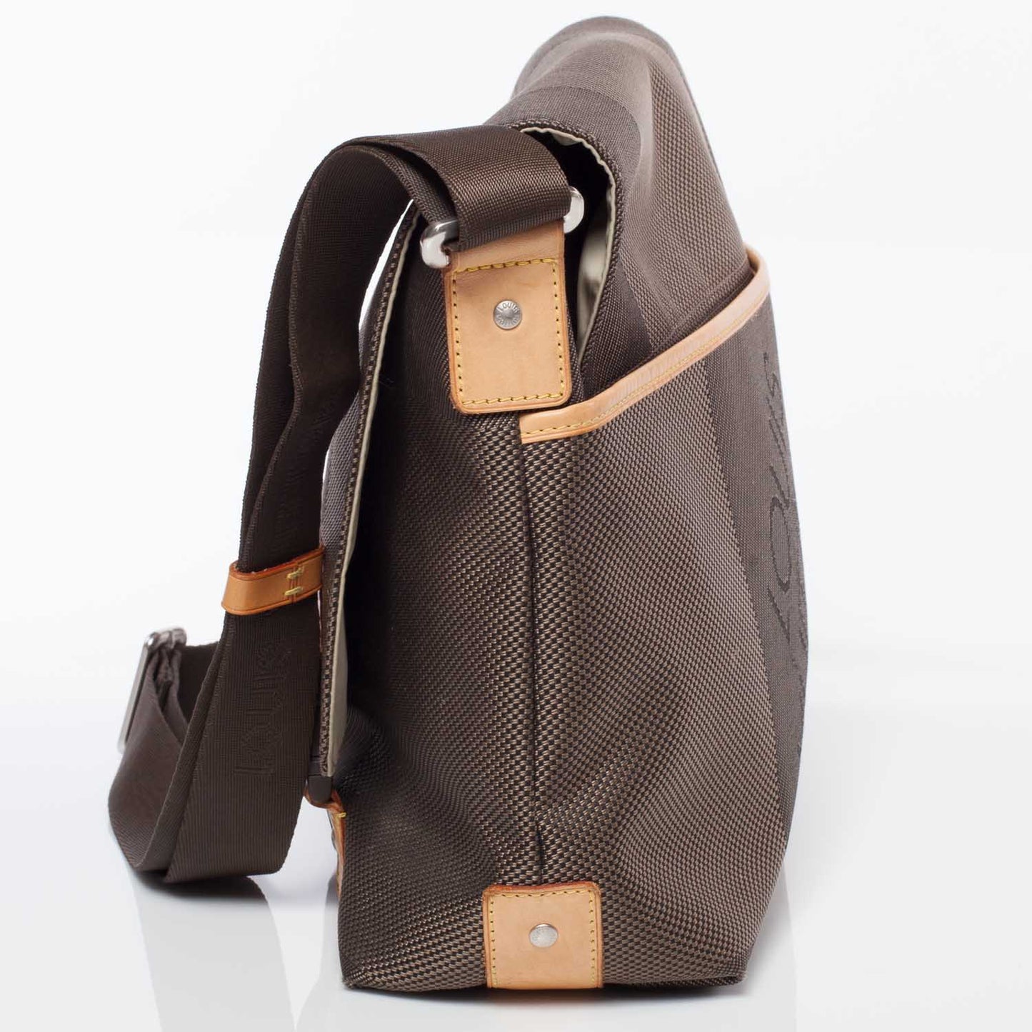 Damier Geant Loup Messenger Bag Earth