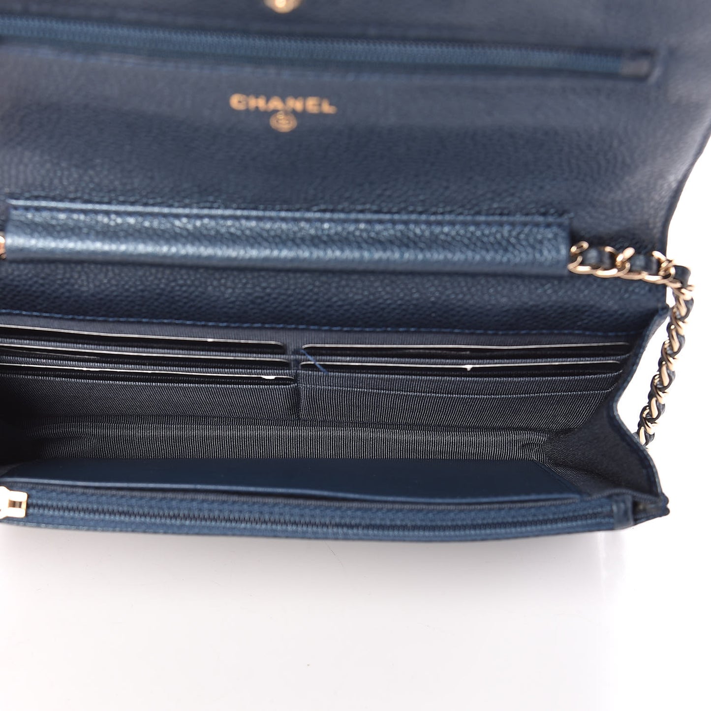 Iridescent Caviar Quilted Wallet On Chain WOC Blue