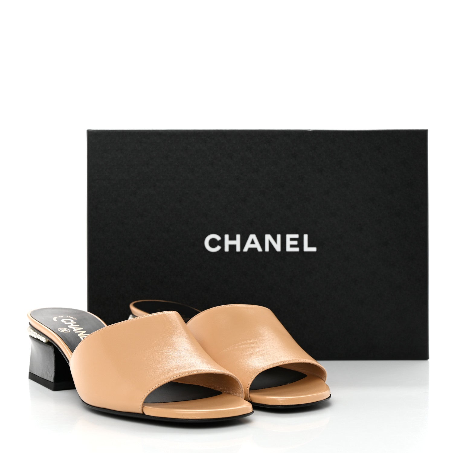 Chanel Shiny Goatskin Pearl Mule 39.5 Beige 10 of 10