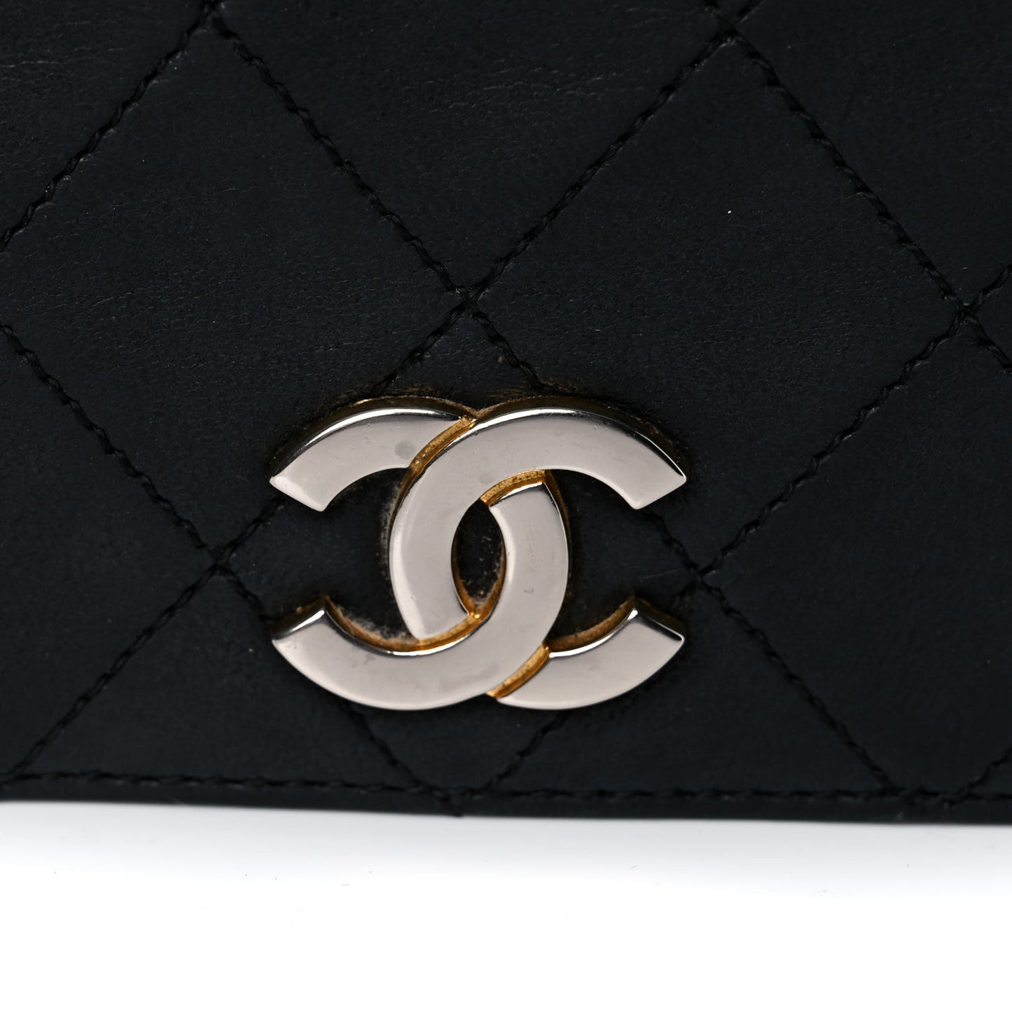 Lambskin Quilted Wallet On Chain WOC Black