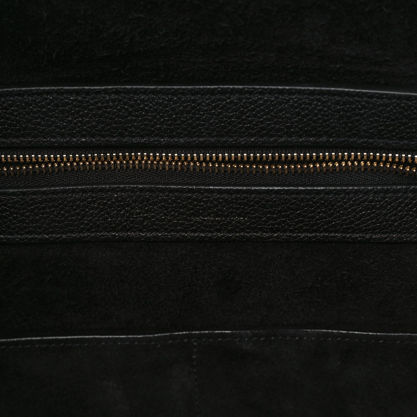 Soft Grained Calfskin Medium Belt Cabas Phantom Black