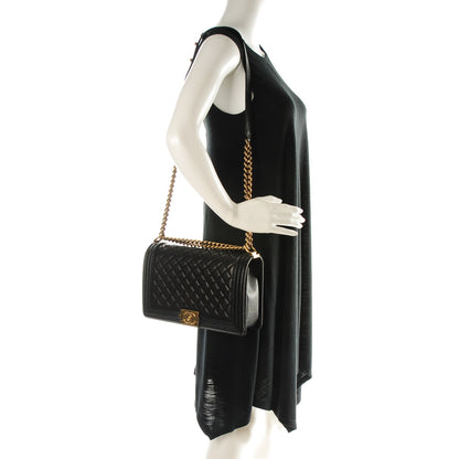 Chanel Caviar Quilted New Medium Boy Flap Black 2 of 7