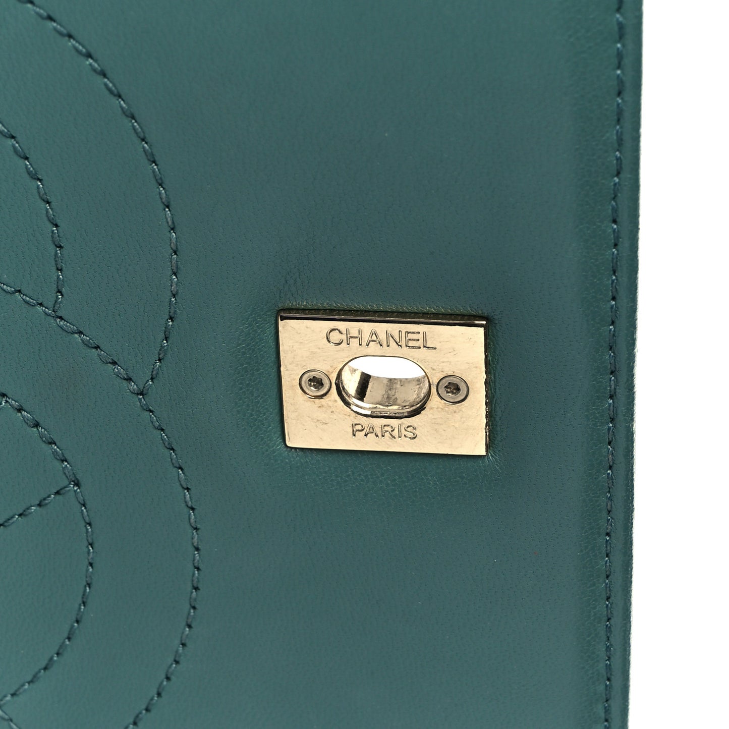 Lambskin Quilted Medium Trendy CC Flap Dual Handle Bag Green