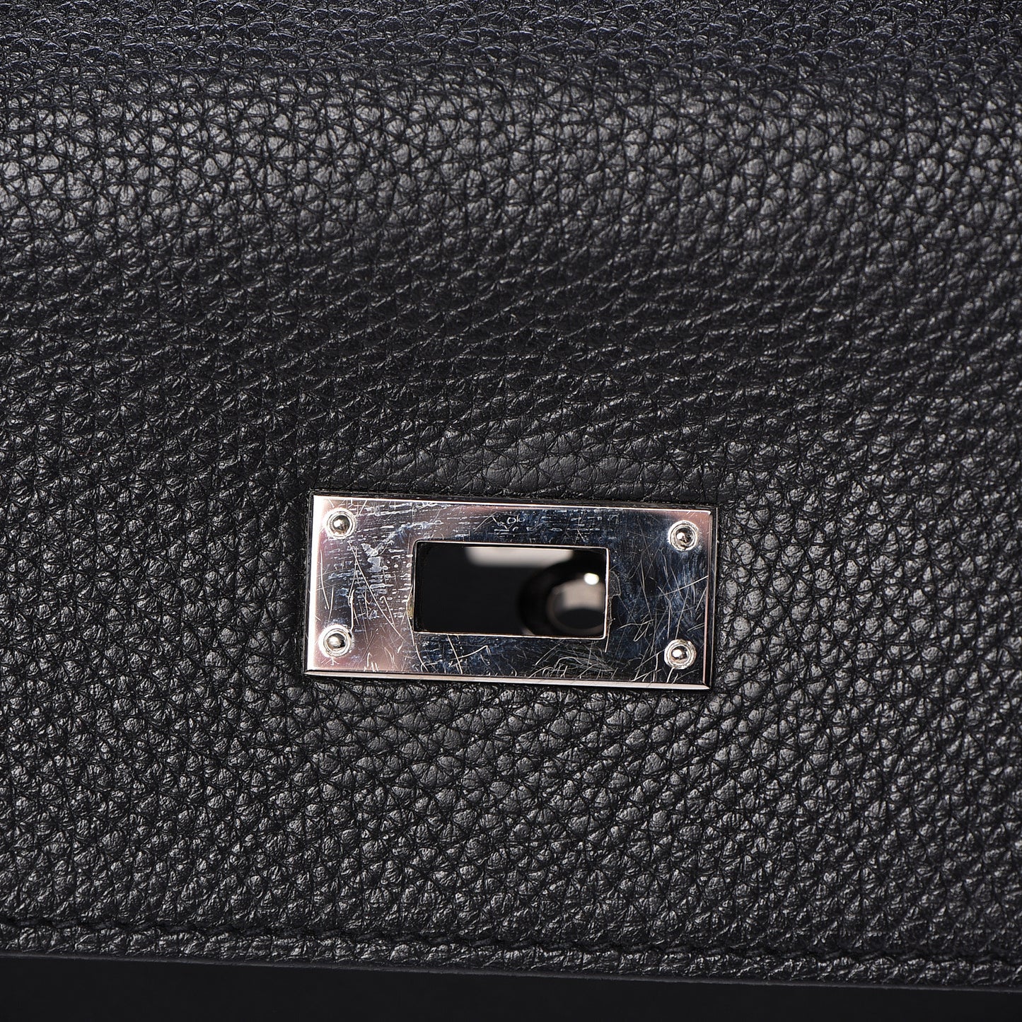 Togo Kelly Retourne 32 Black