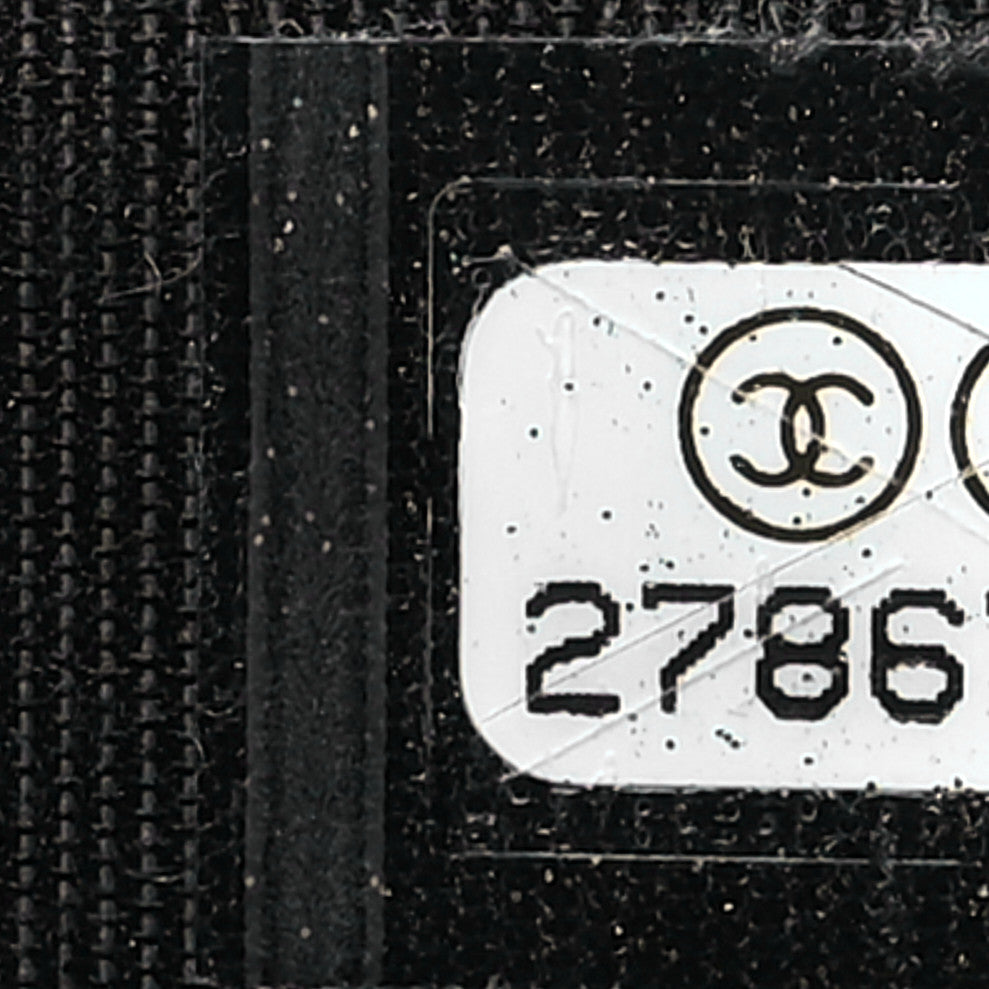 Caviar Quilted Small Boy Clutch With Chain Black