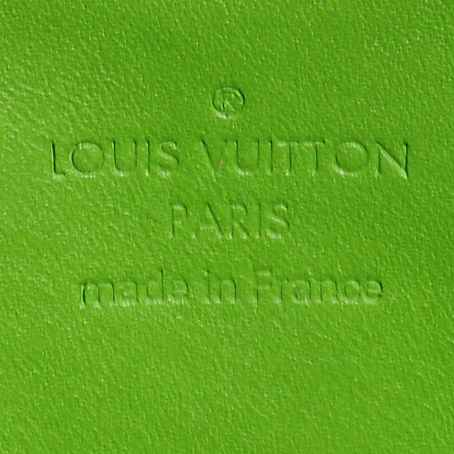 Louis Vuitton Vernis Heart Coin Purse Vert Tonic 6 of 7