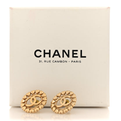 Chanel Metal CC Heart Round Earrings Gold 5 of 5