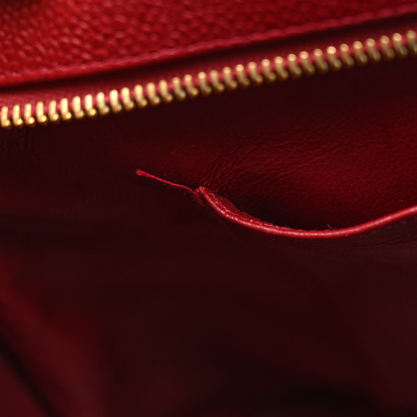 Caviar Quilted Medallion Tote Red