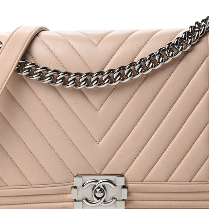 Chanel Calfskin Chevron Quilted New Medium Boy Flap Light Pink 14 of 15