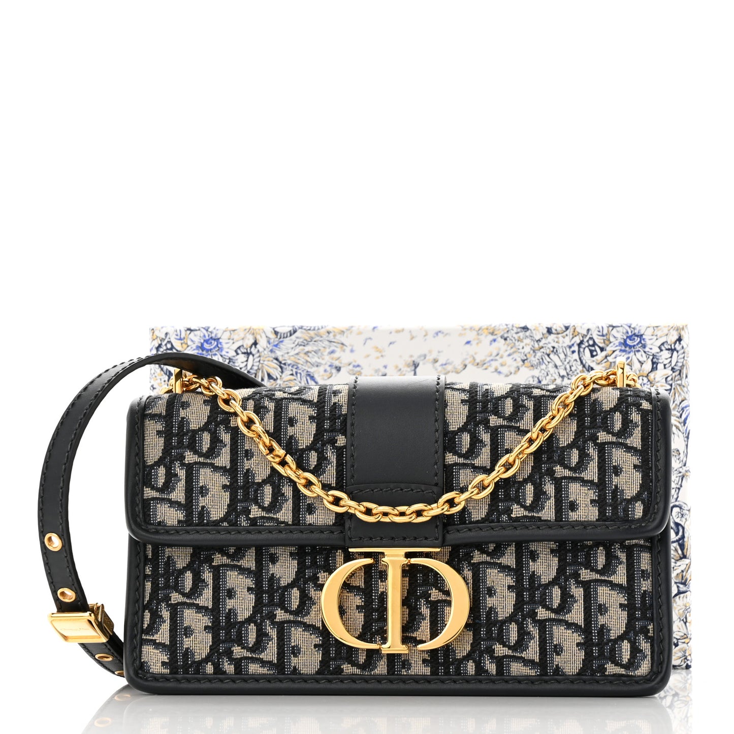 Oblique 30 Montaigne East West Chain Flap Bag Blue