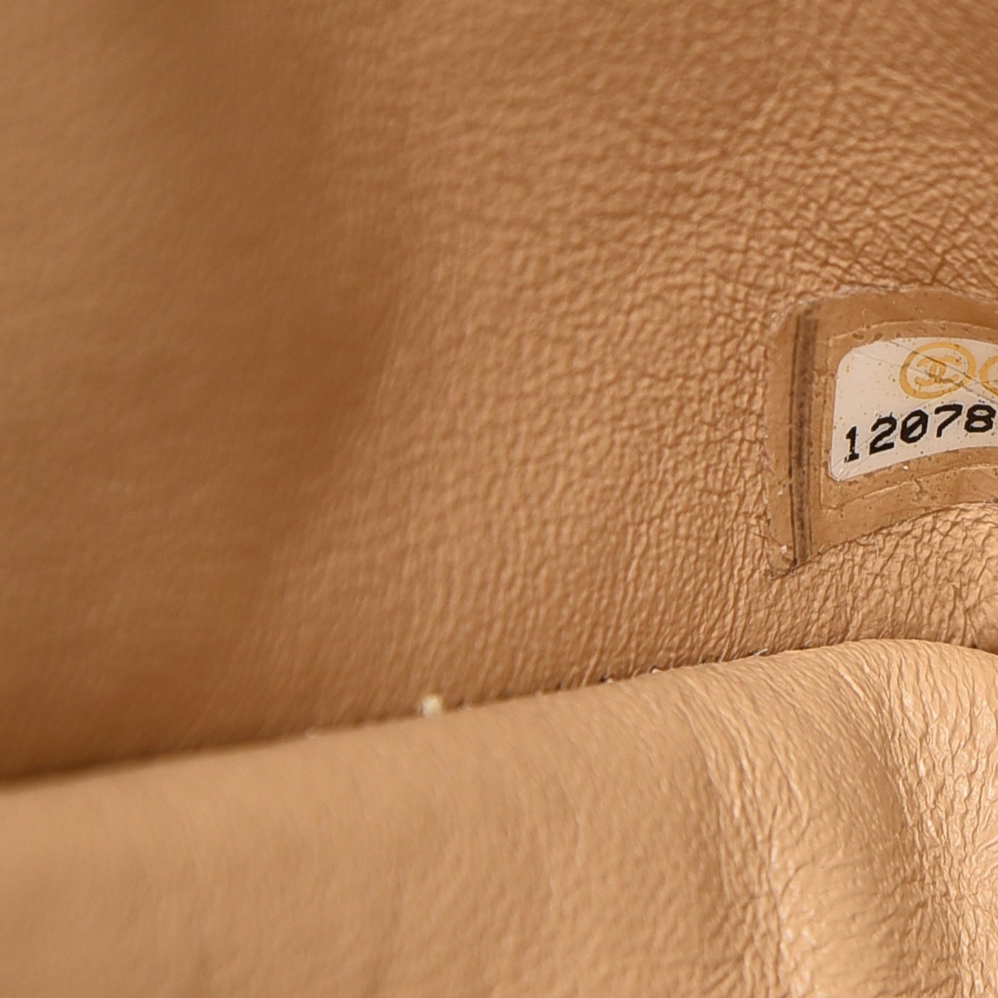 Lambskin Quilted East West Flap Beige