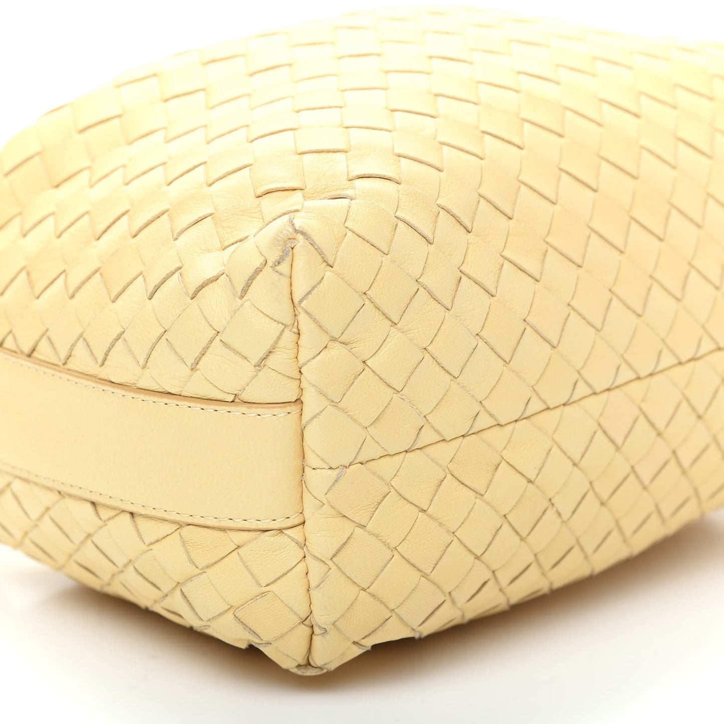 Nappa Intrecciato Large Cosmetic Case Banane