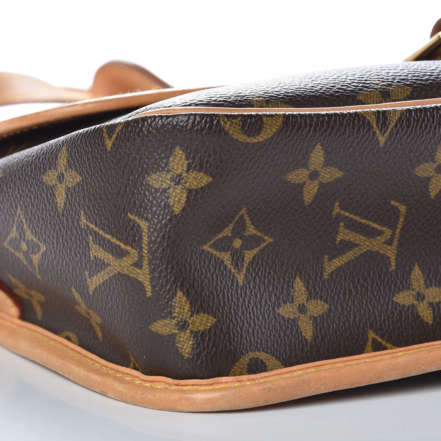 Louis Vuitton Monogram Sologne 5 of 8