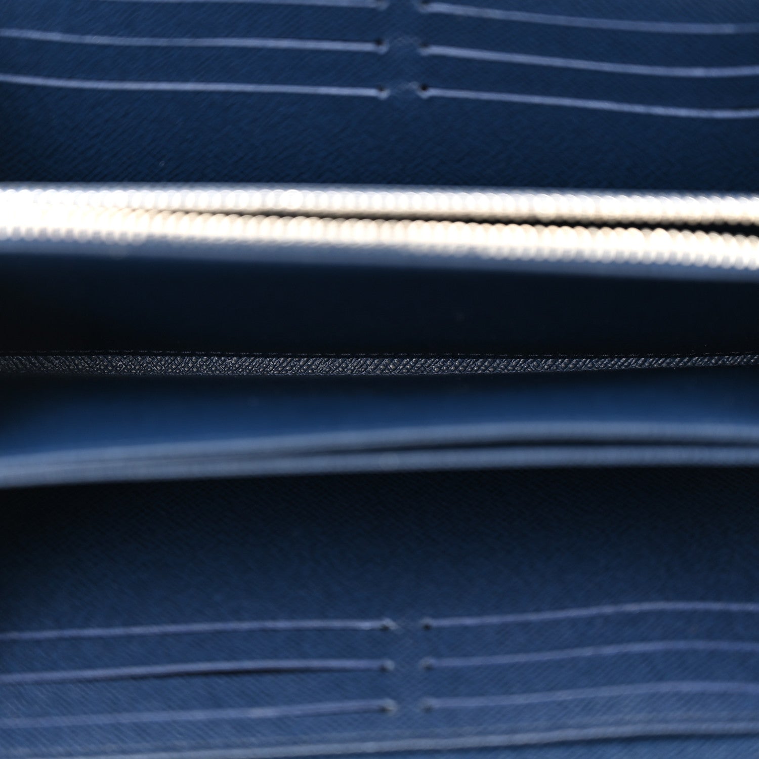 Louis Vuitton Epi Zippy Wallet Indigo 6 of 6