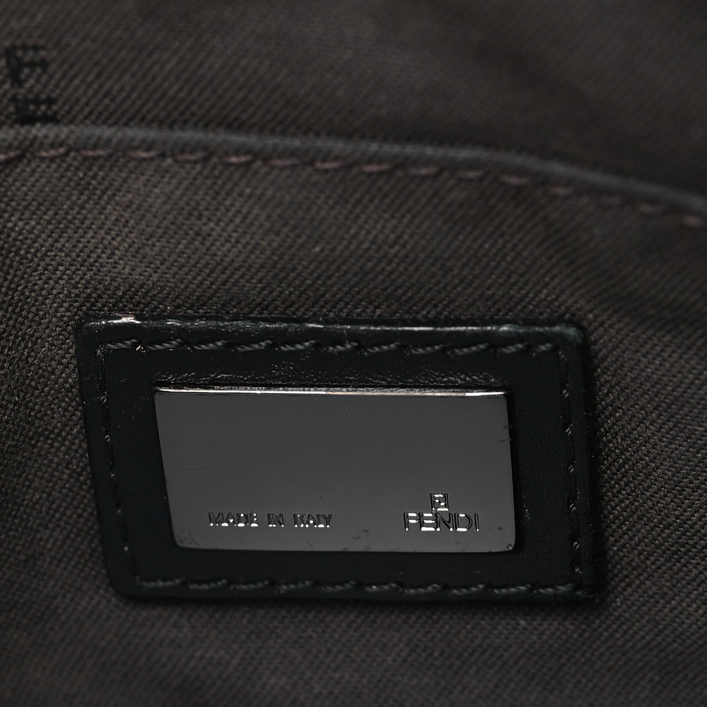 Zucchino Vitello Pochette Moro