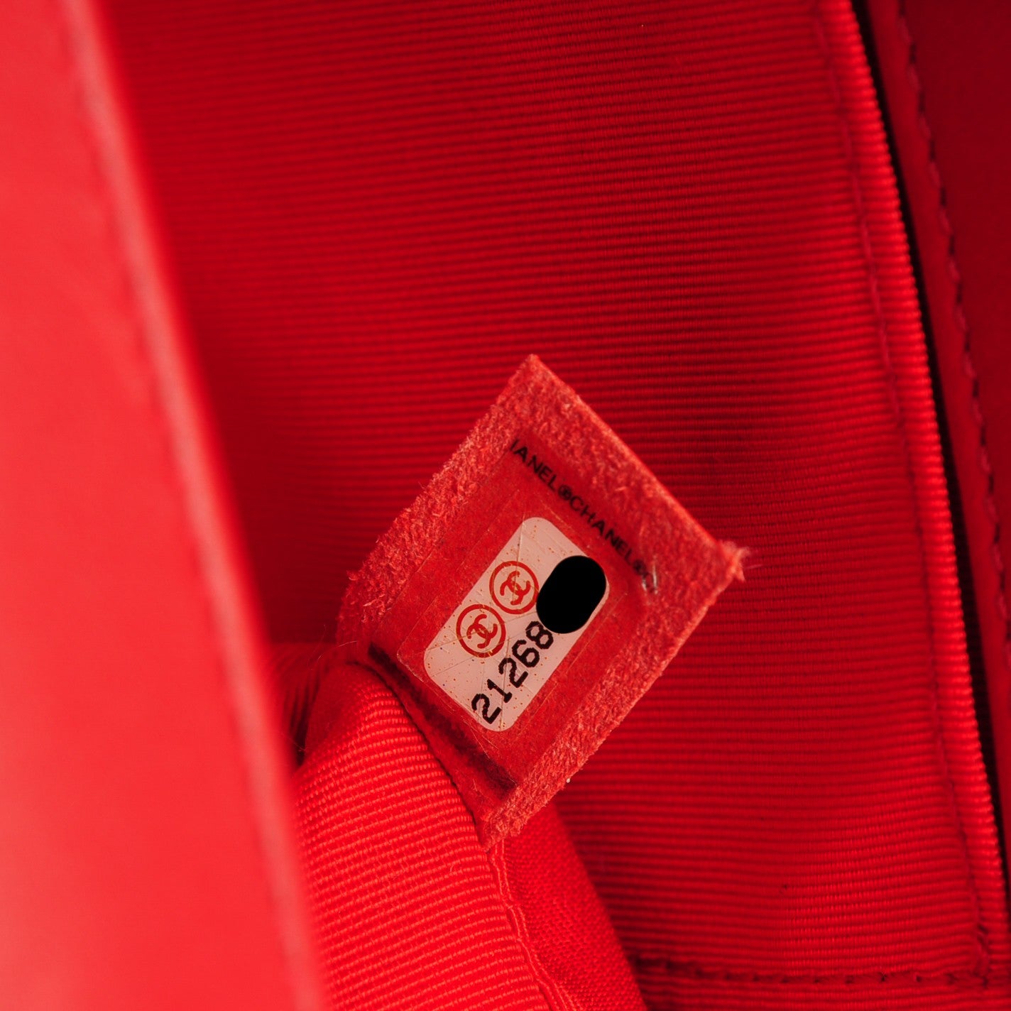 Lambskin Quilted New Medium Boy Flap Red