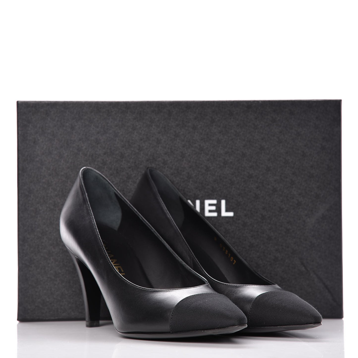Lambskin Grosgrain Cap Toe Pumps 38 Black