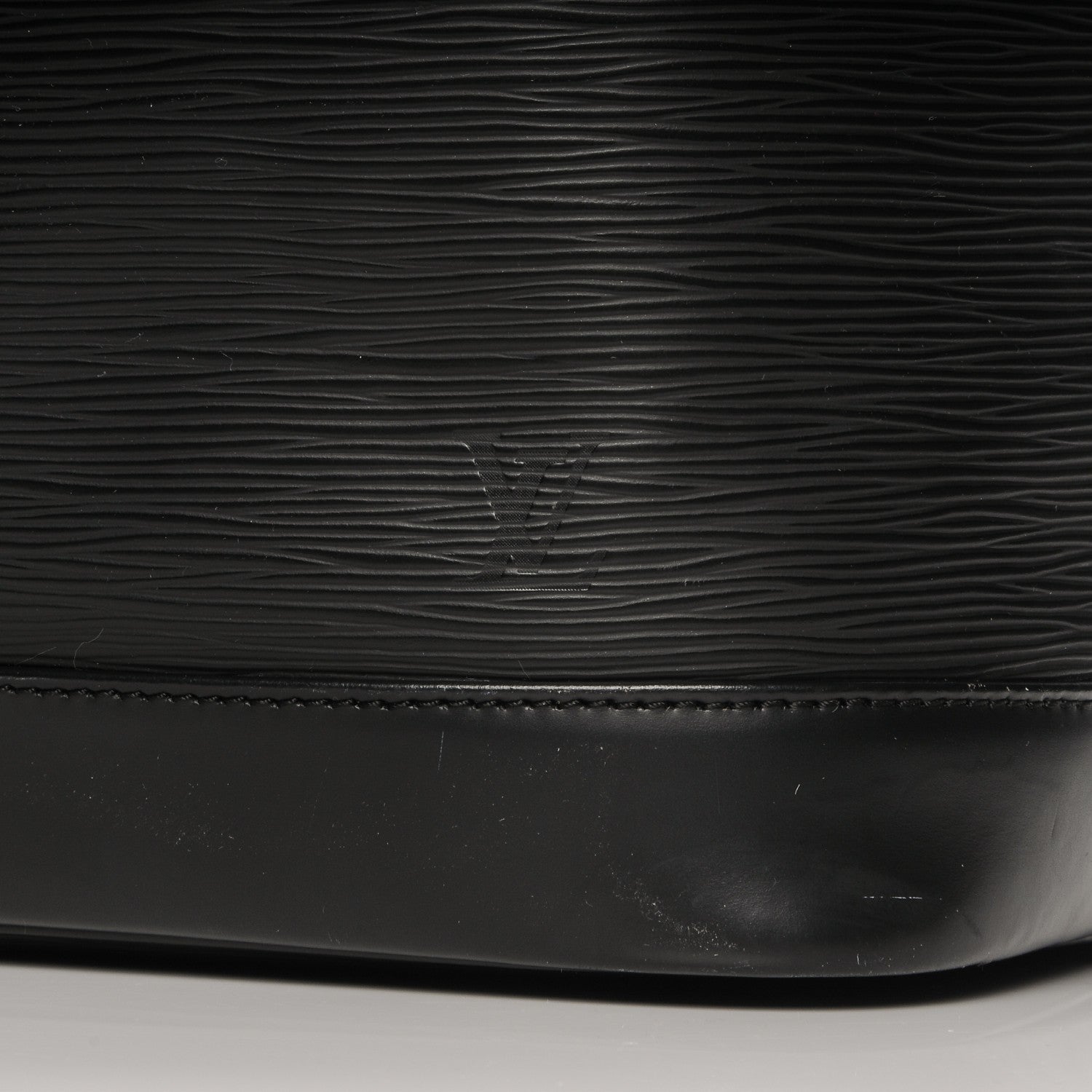 Louis Vuitton Epi Noe NM Black 6 of 7